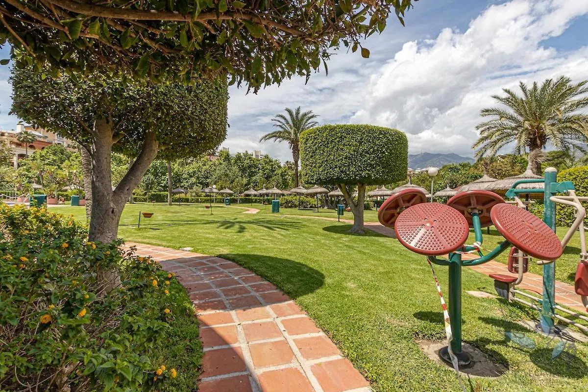בנאלמדנה Benalbeach Excellent Studio With Good Views